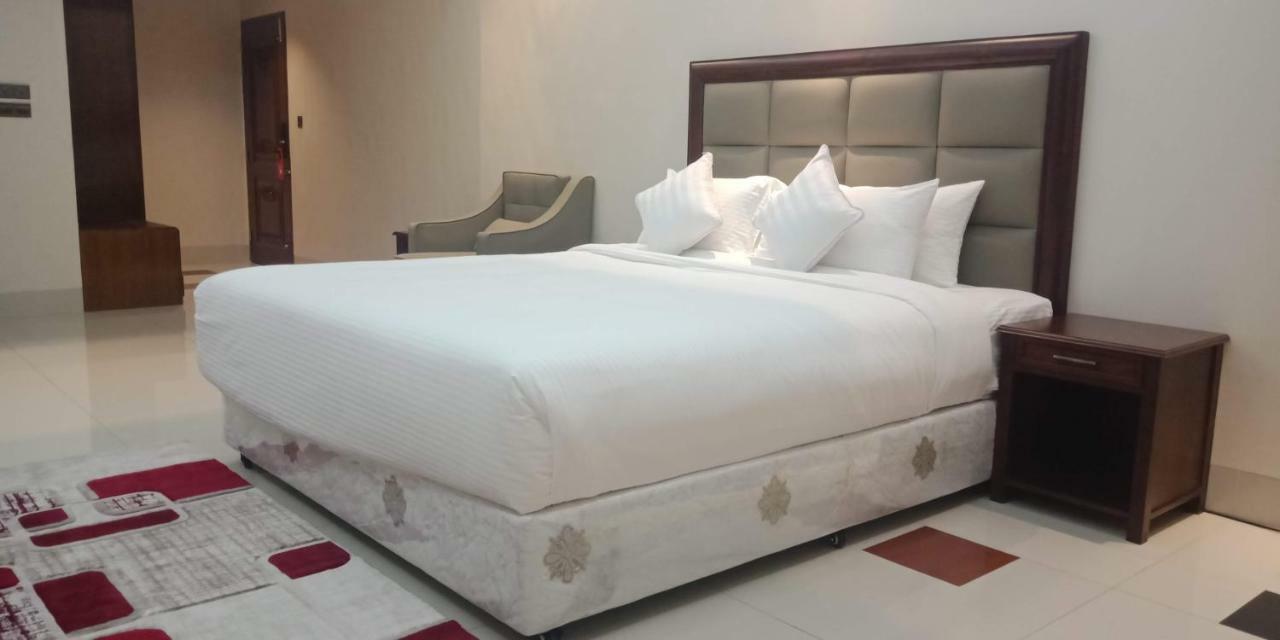 The Royal Paradise Dhaka Exterior foto